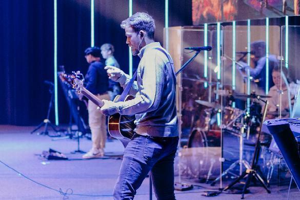 Hungary Worship Leader or Singer